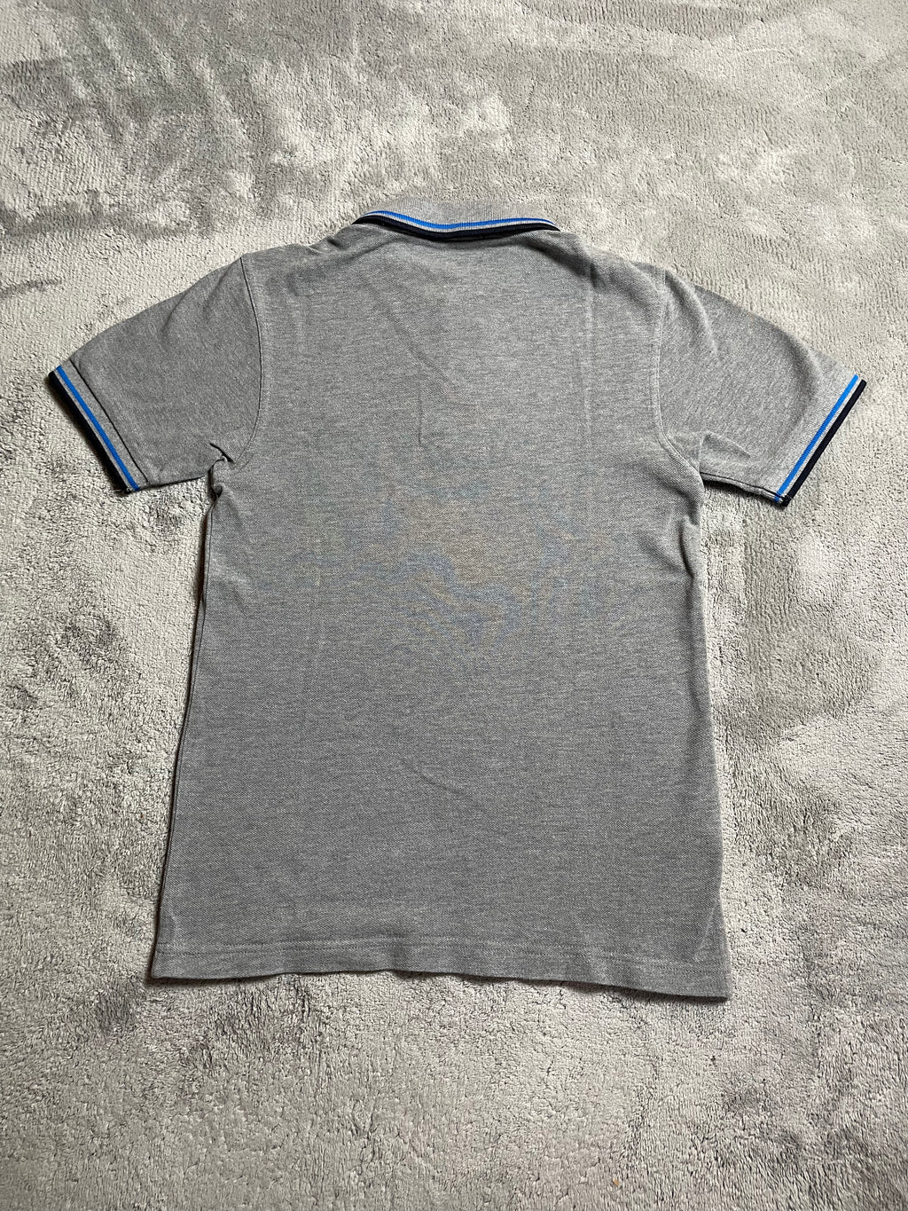 Fred Perry Polohemd in hellgrau - Gr. XS