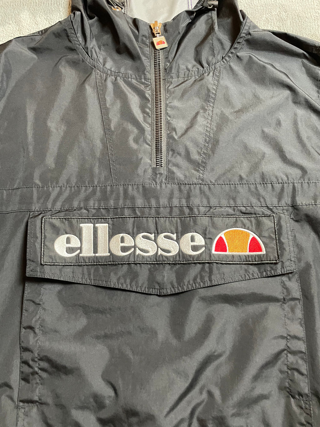 Ellesse Windbreaker in schwarz - Gr. L