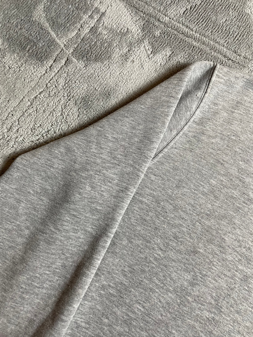 Alpha Industries Sweatshirt in hellgrau - Gr. L