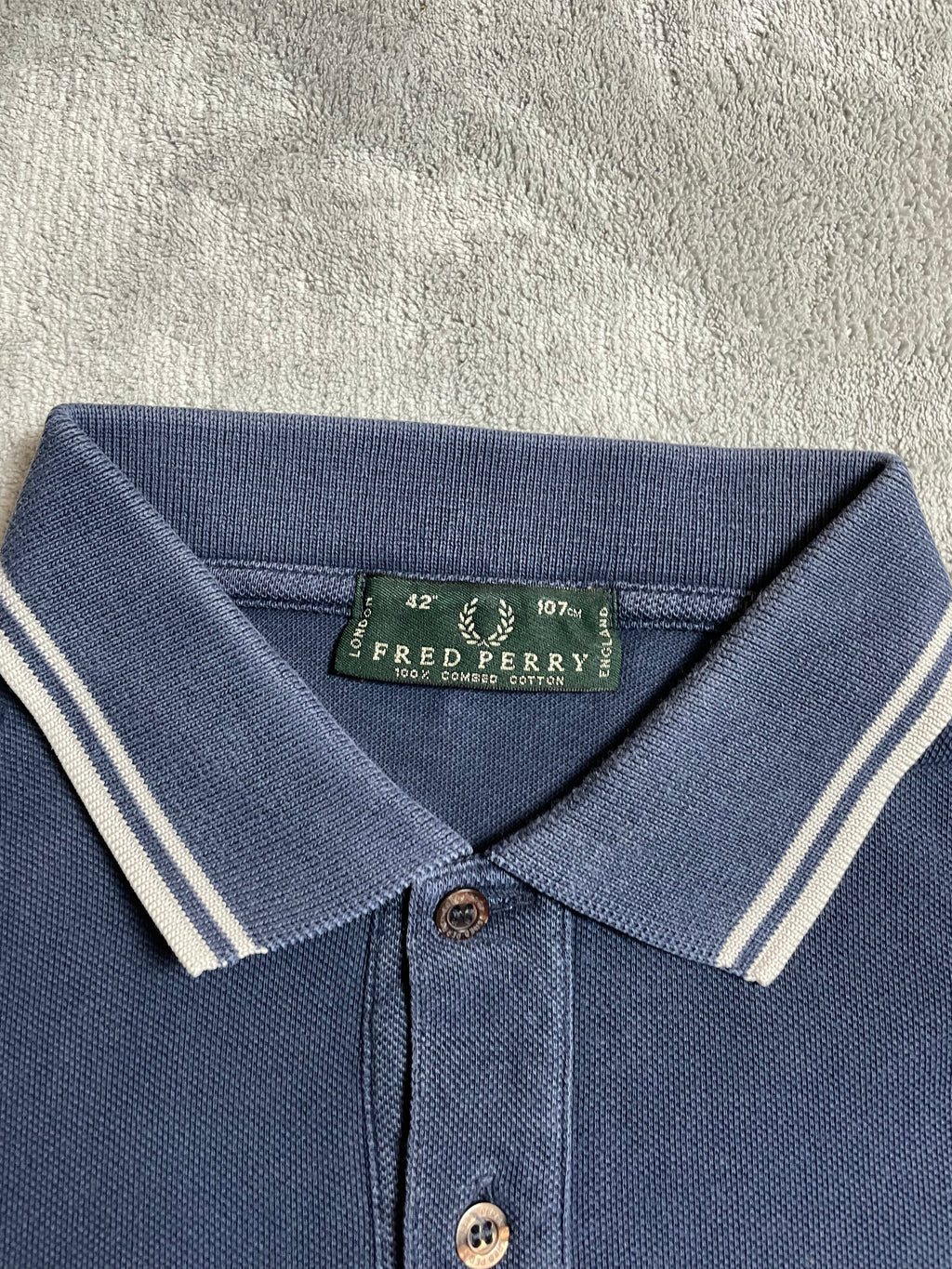 Fred Perry Langarm Polohemd in Marineblau - Gr. M