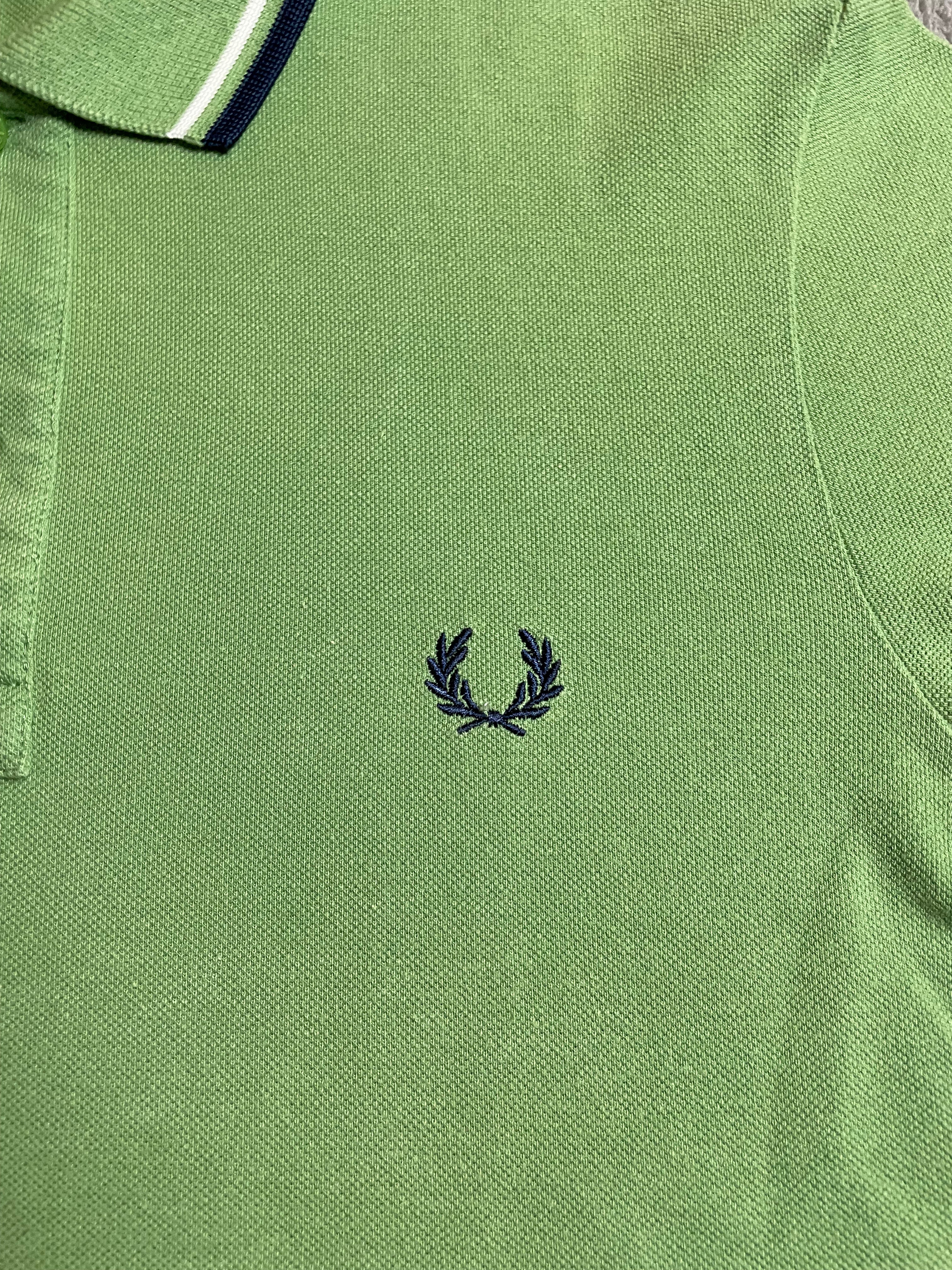 Fred Perry Polohemd in hellgrün - Gr. S