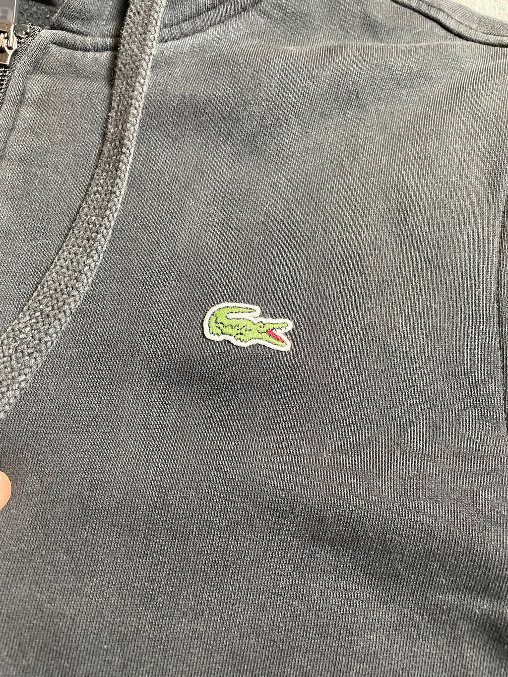 Lacoste Strickjacke mit Kapuze in schwarz - Gr. M