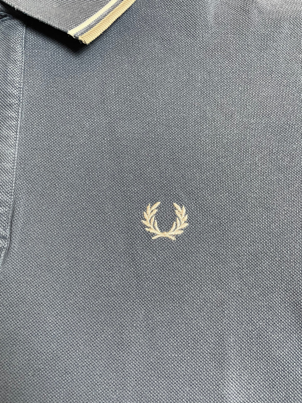 Fred Perry Polohemd in blau, grau - Gr. M-L