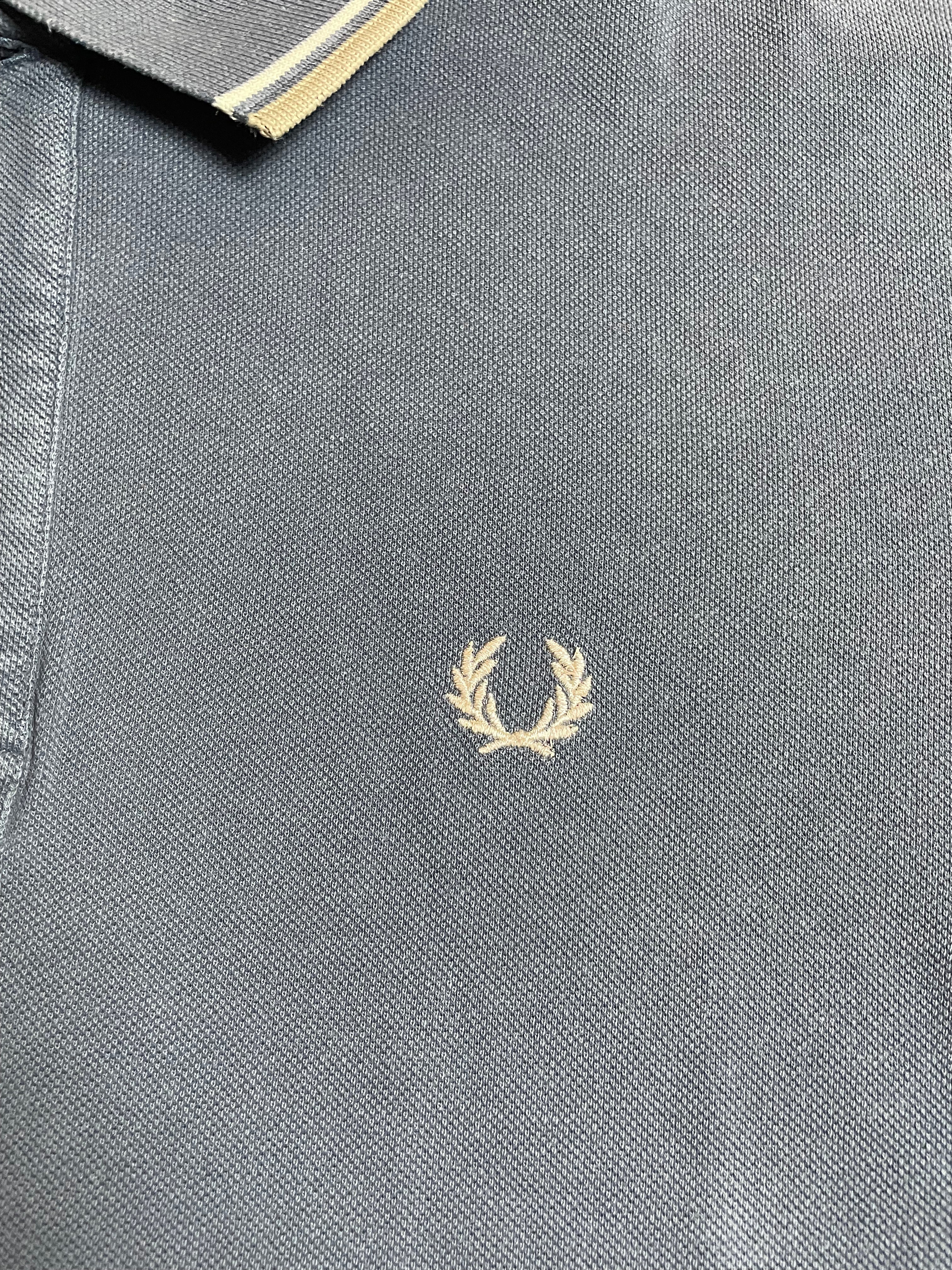 Fred Perry Polohemd in blau, grau - Gr. M-L