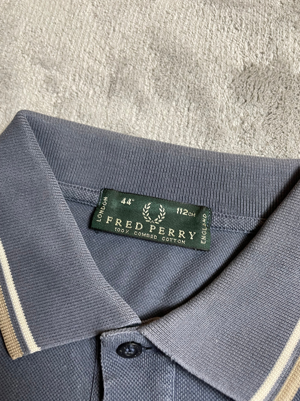 Fred Perry Polohemd in blau, grau - Gr. M-L