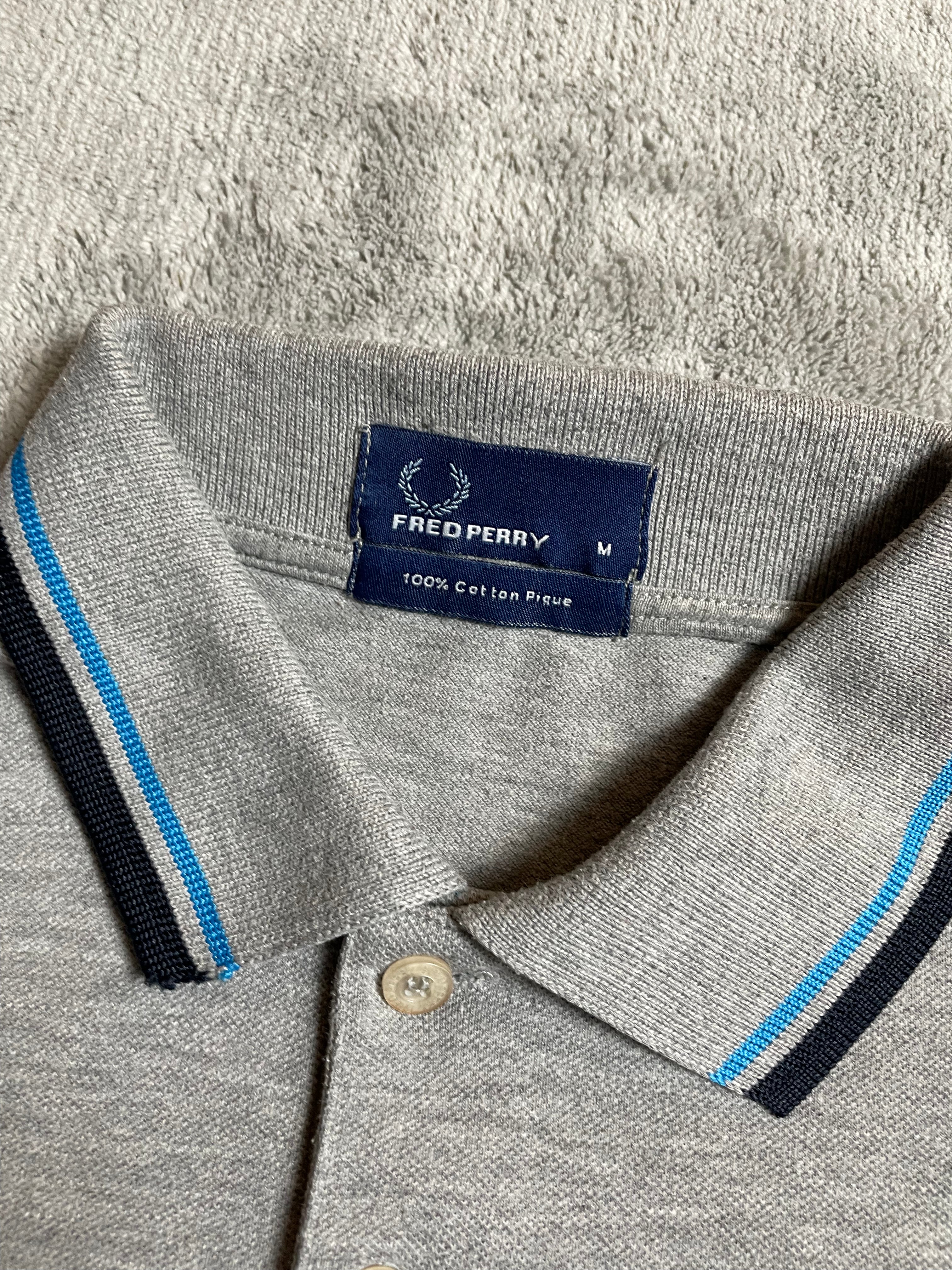 Fred Perry Polohemd in hellgrau - Gr. S