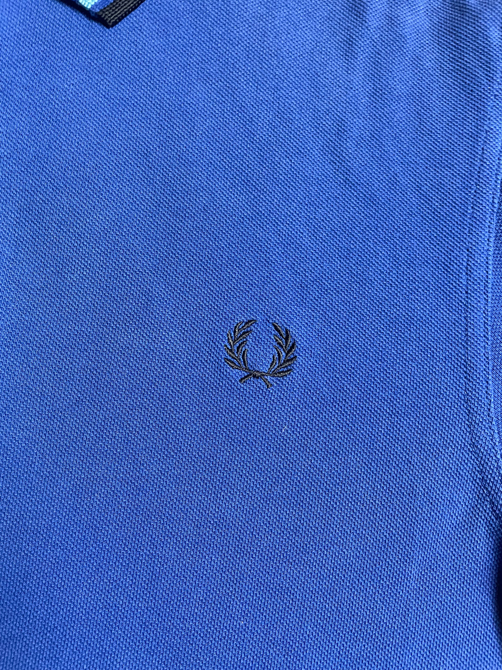 Fred Perry Polohemd in Marineblau - Gr. S