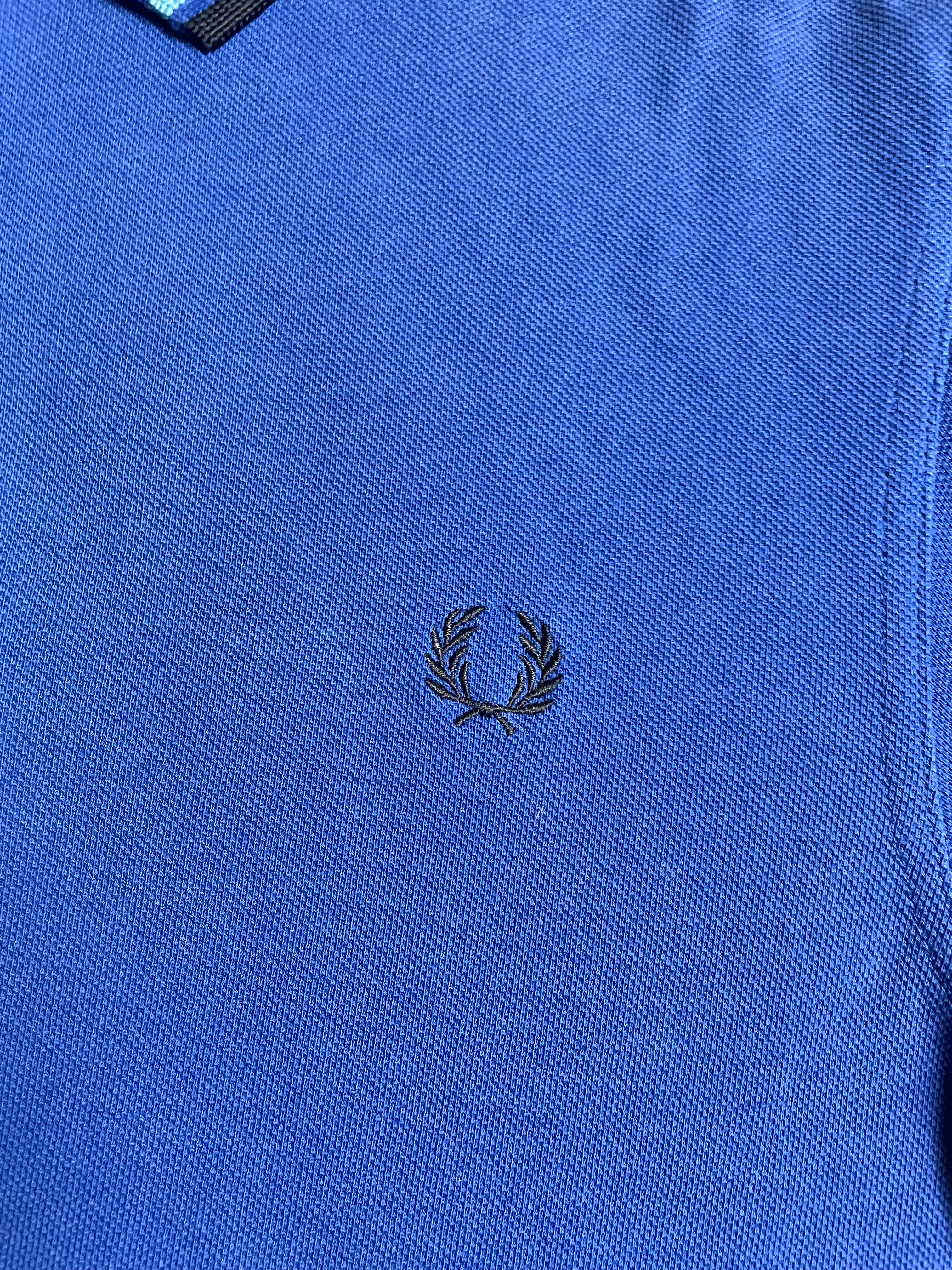 Fred Perry Polohemd in Marineblau - Gr. S