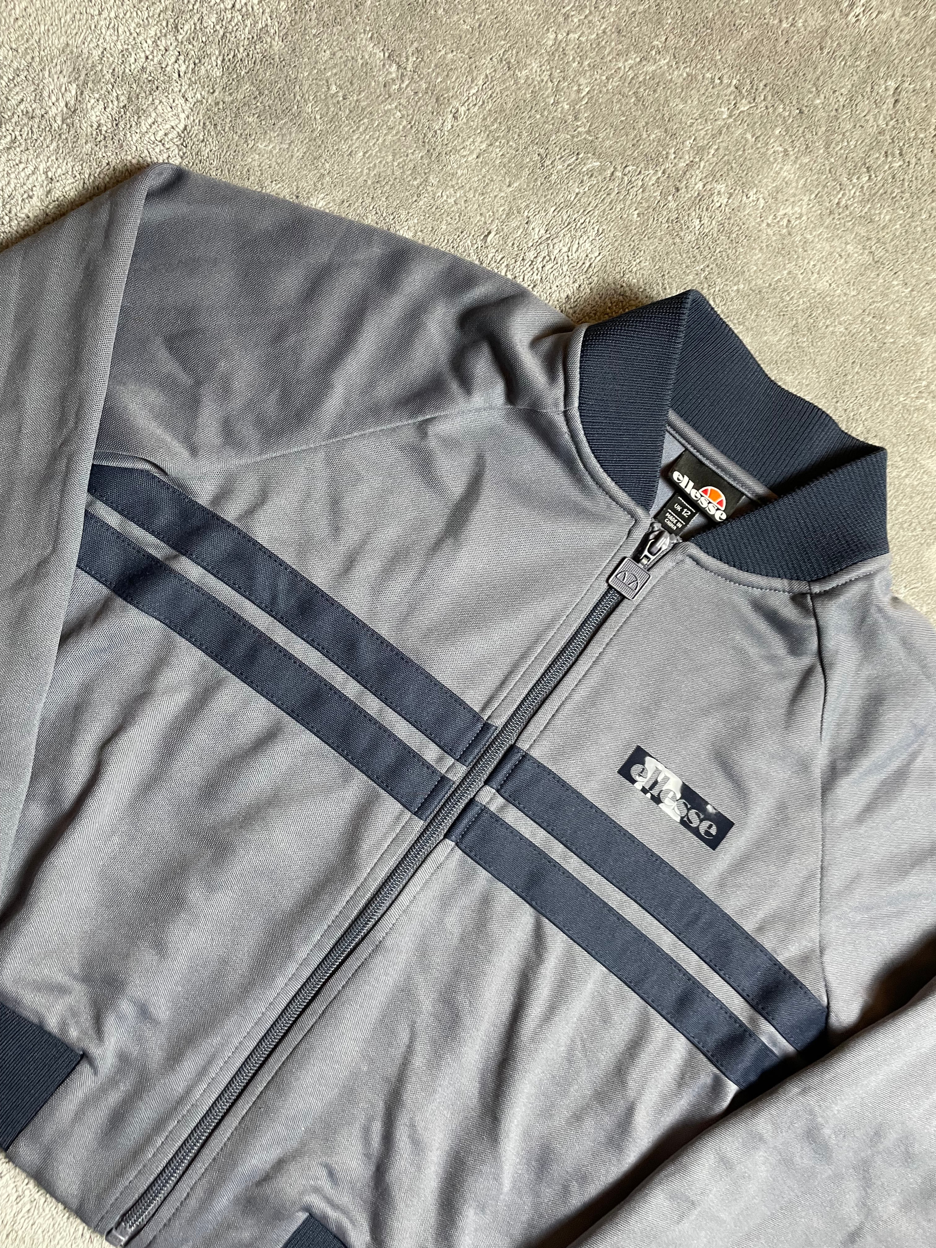 Trainingsjacke von Ellesse in Grau, Marineblau - Gr. S