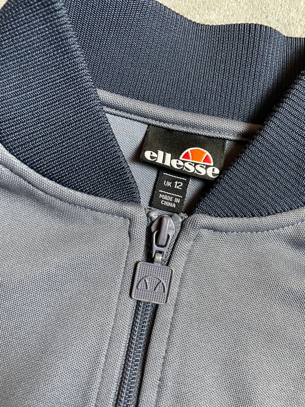 Trainingsjacke von Ellesse in Grau, Marineblau - Gr. S