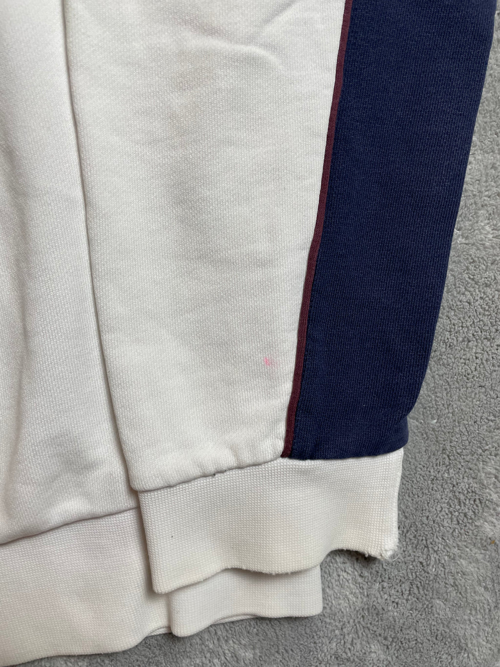Fred Perry Sweatshirt in weiß, Marineblau - Gr. L