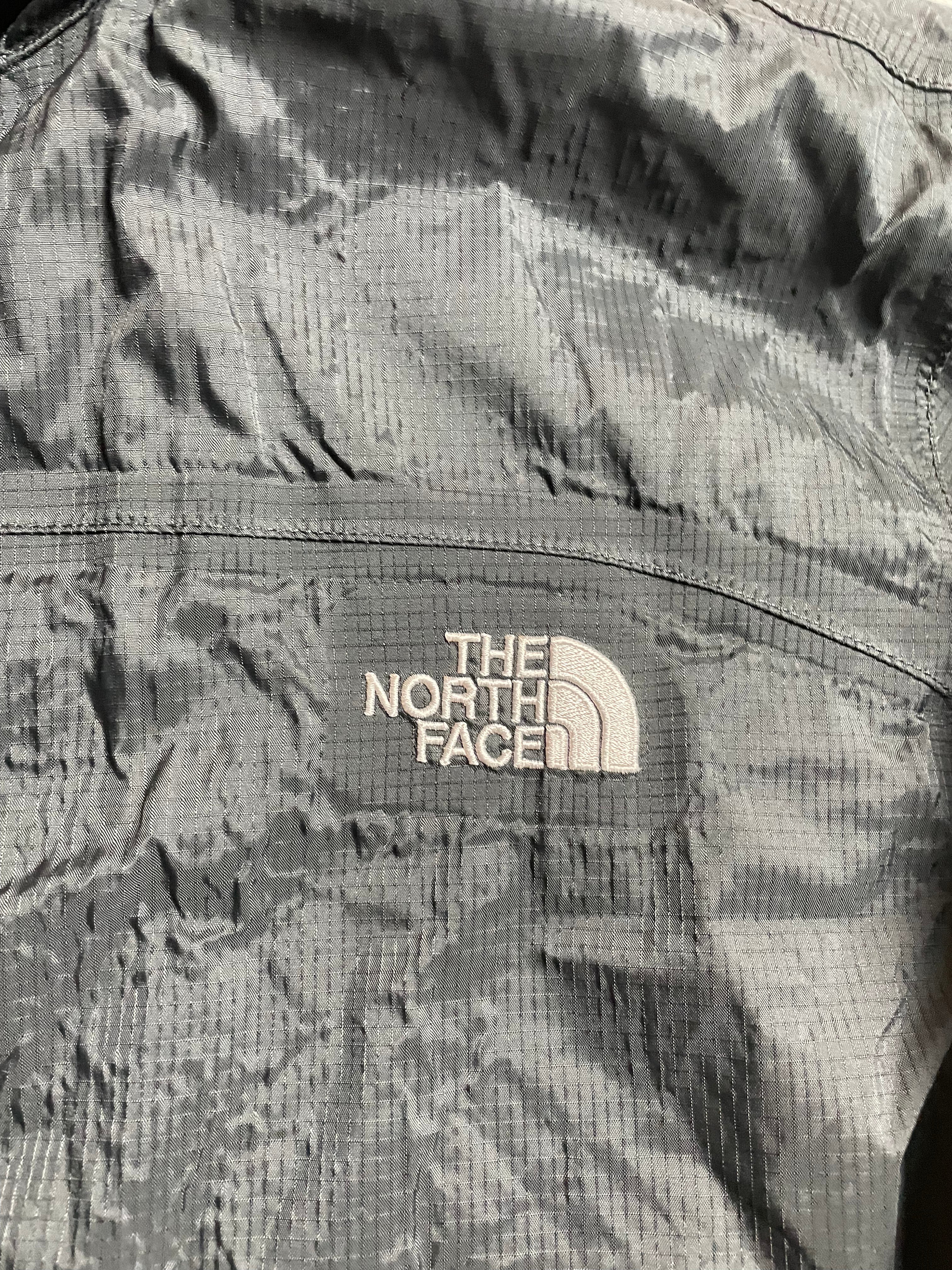 The North Face Regenjacke/Windbreaker in schwarz - Gr. M