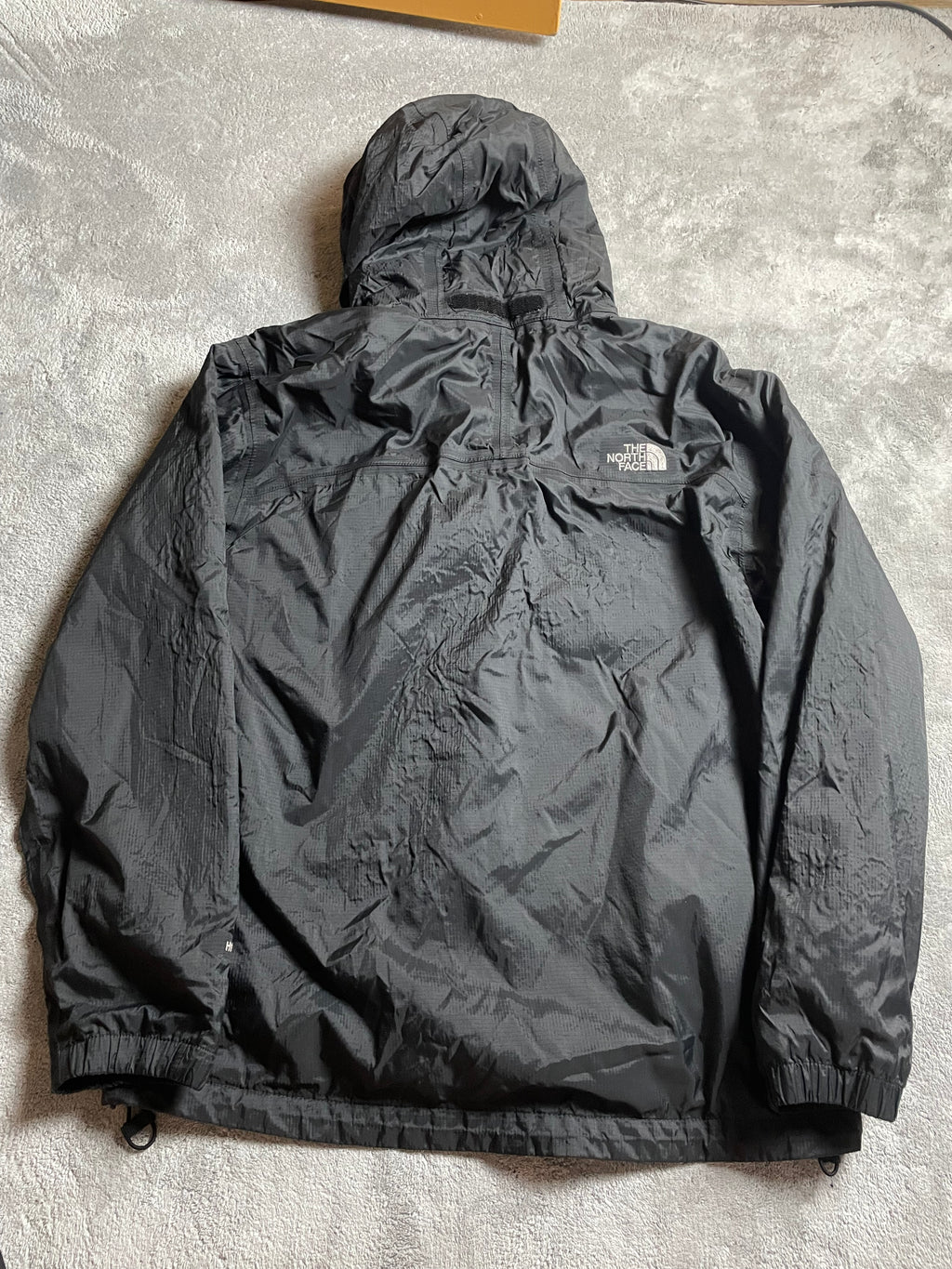 The North Face Regenjacke/Windbreaker in schwarz - Gr. M