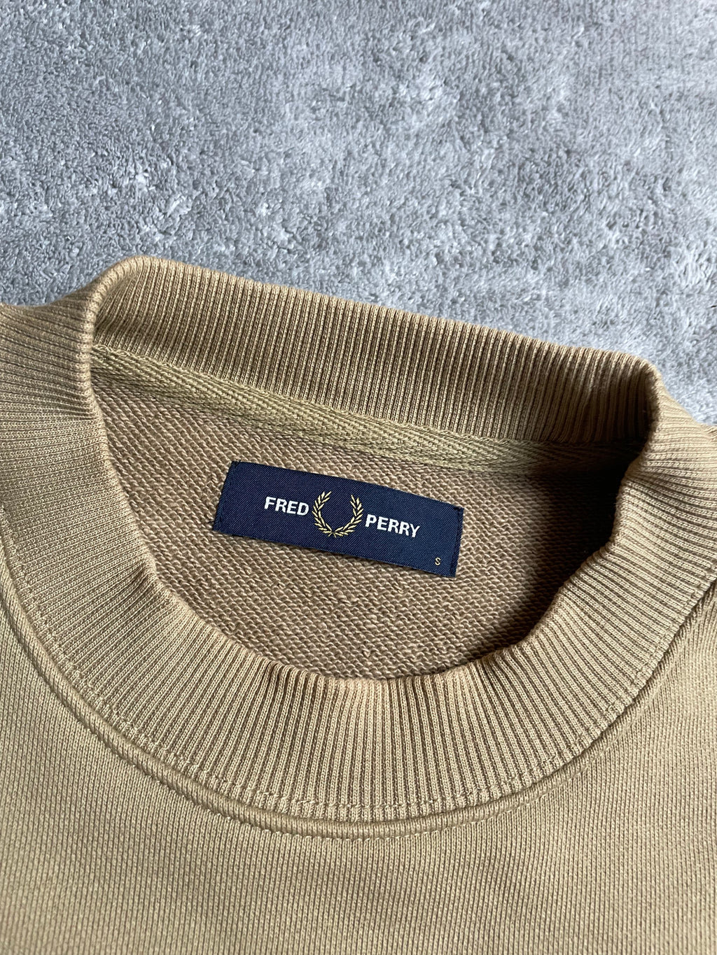 Fred Perry Sweatshirt in beige - Gr. S