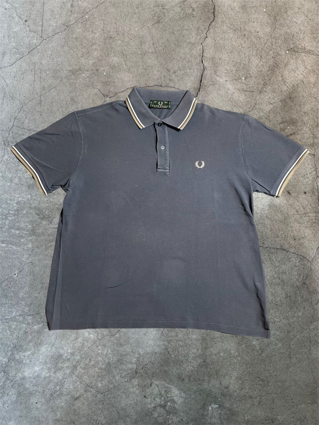 Fred Perry Polohemd in blau, grau - Gr. M-L